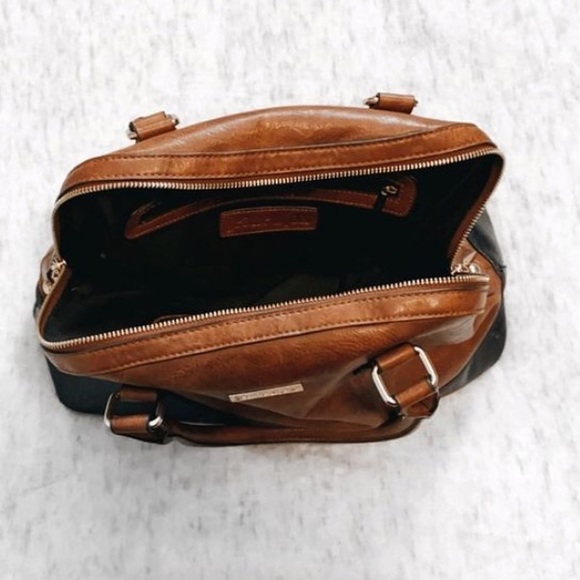 Jeane & Jax Purse - Picture 2 of 4